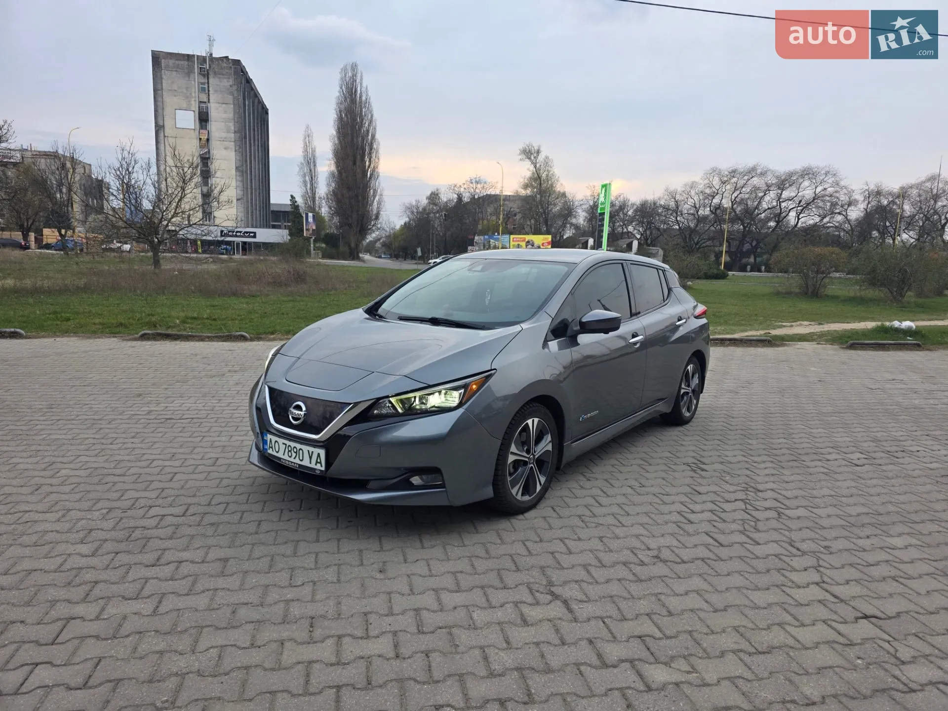 2018 Nissan Leaf - фото 1