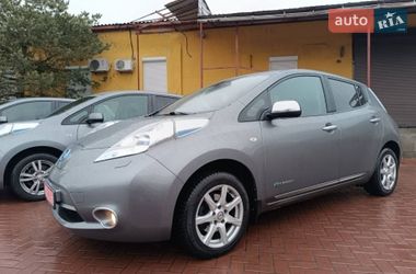 Хэтчбек Nissan Leaf 2014 в Ровно