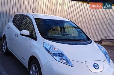 Хэтчбек Nissan Leaf 2012 в Виннице