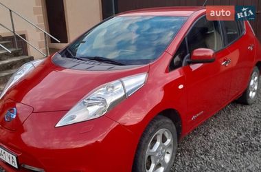 Хэтчбек Nissan Leaf 2015 в Галиче