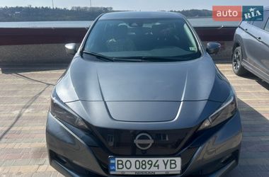 Хэтчбек Nissan Leaf 2023 в Тернополе