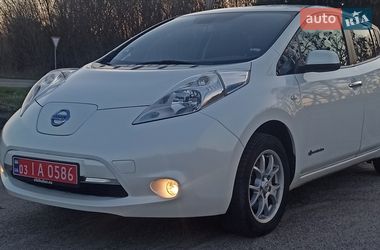 Хетчбек Nissan Leaf 2014 в Звенигородці