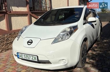 Хэтчбек Nissan Leaf 2013 в Кривом Роге