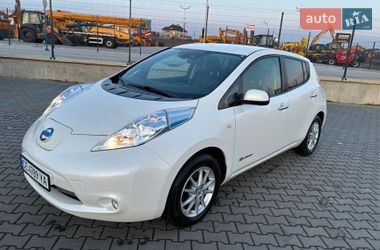 Хэтчбек Nissan Leaf 2017 в Черновцах
