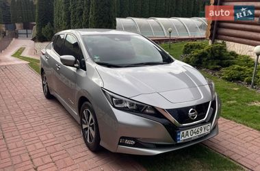 Хэтчбек Nissan Leaf 2019 в Киеве