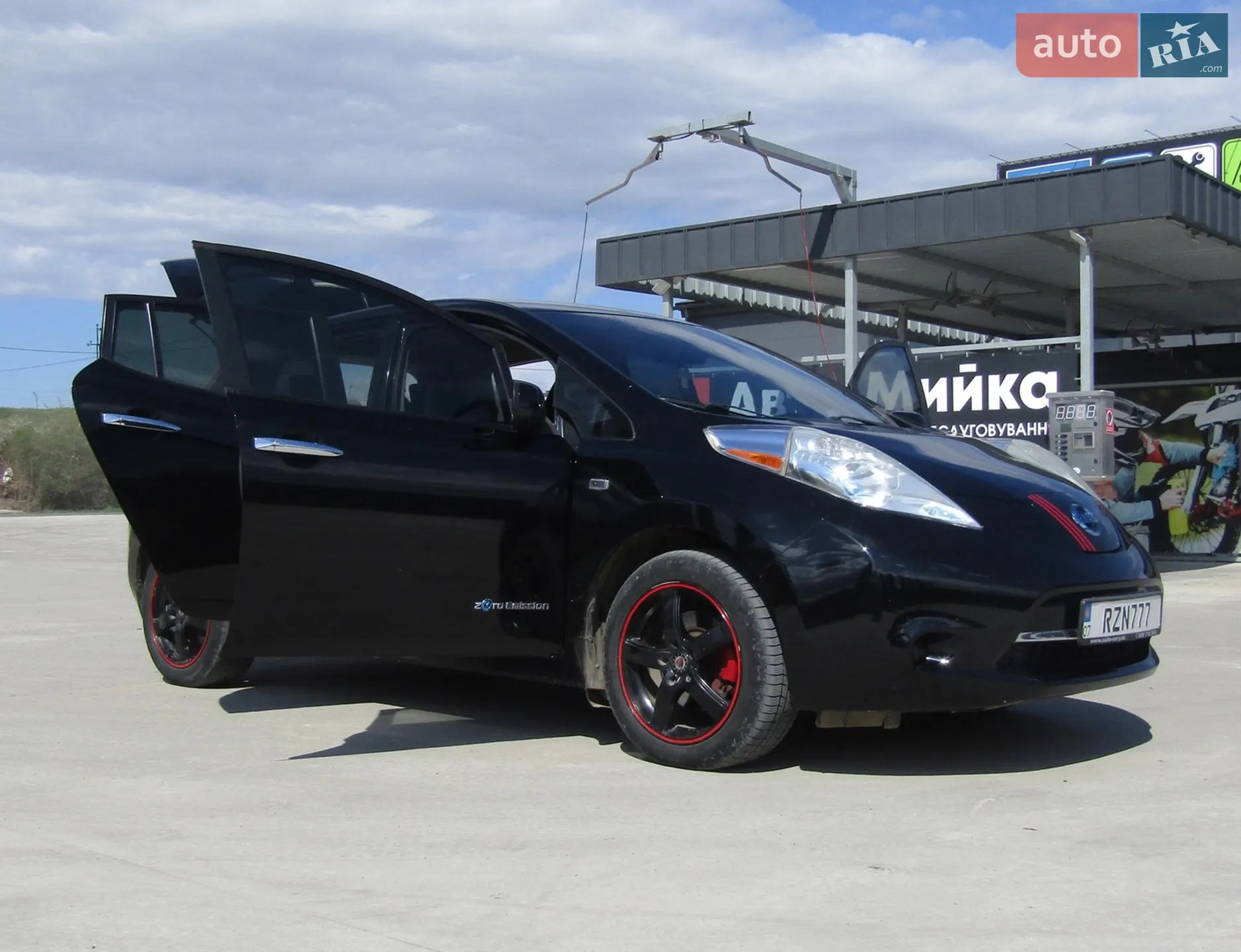 2014 Nissan Leaf - мініатюра 25