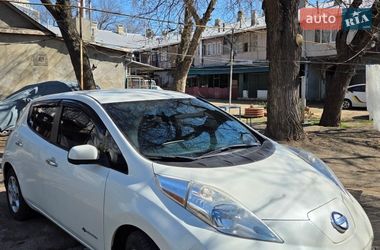 Хетчбек Nissan Leaf 2013 в Одесі
