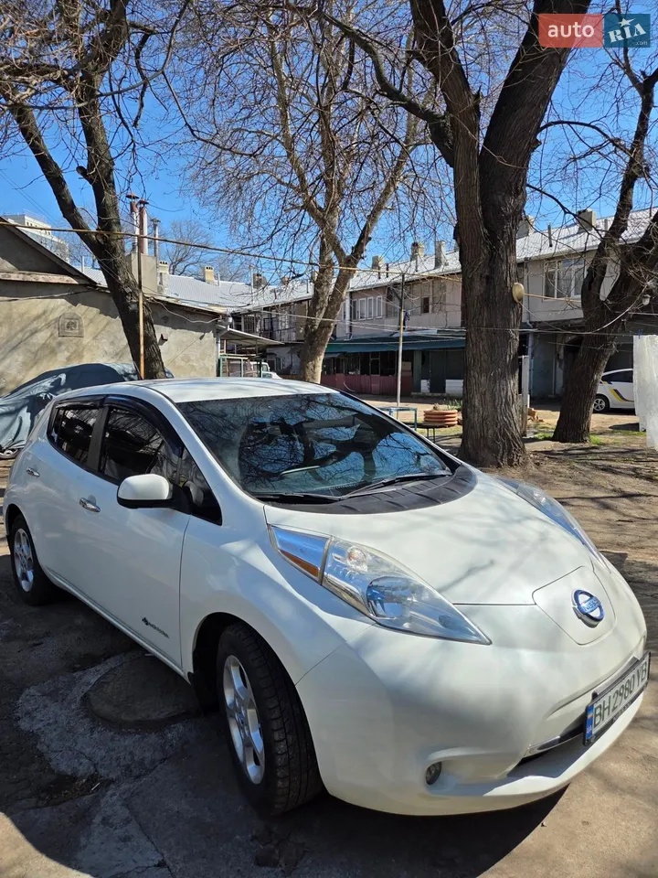 2014 Nissan Leaf - мініатюра 17
