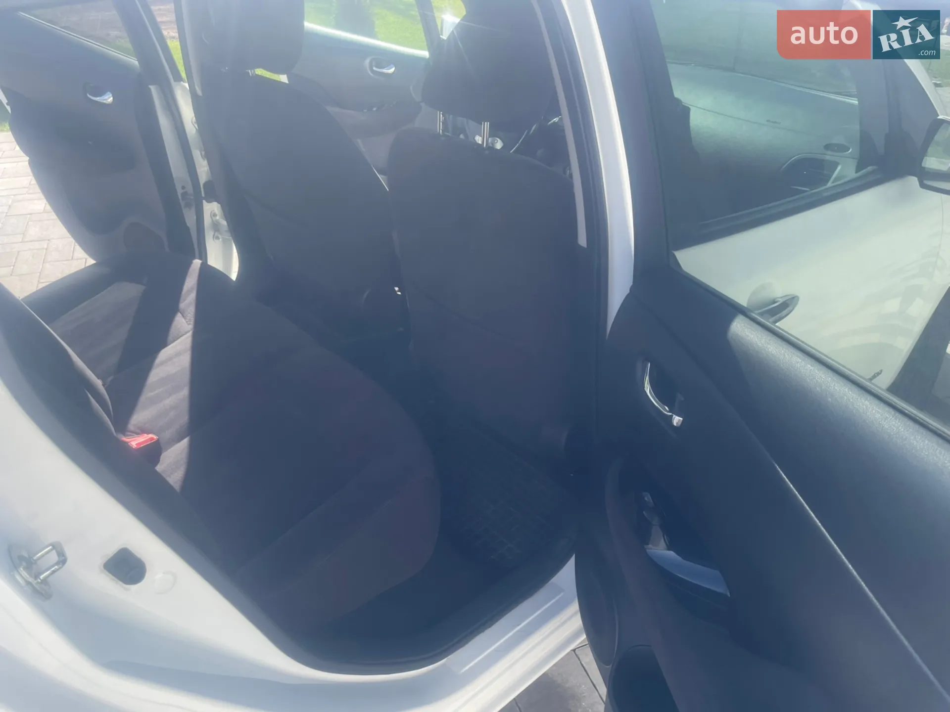 2016 Nissan Leaf - мініатюра 17