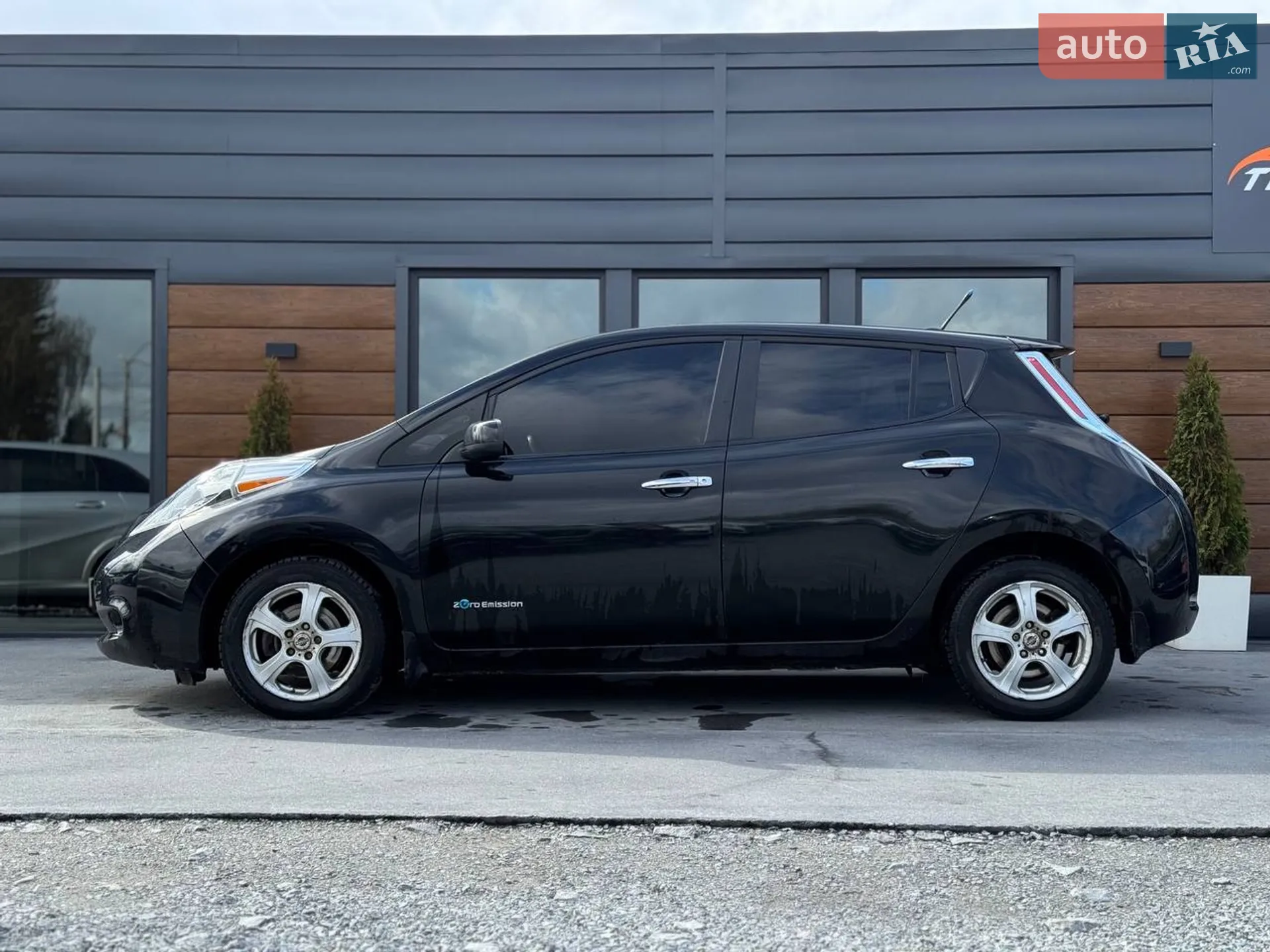 2013 Nissan Leaf - мініатюра 11