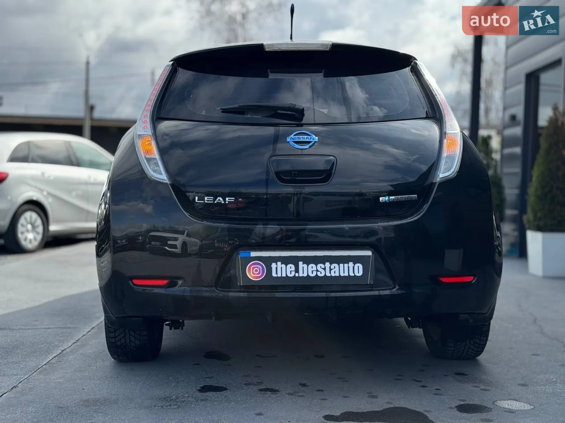 2013 Nissan Leaf - мініатюра 16