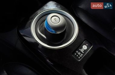 Хетчбек Nissan Leaf 2013 в Рівному