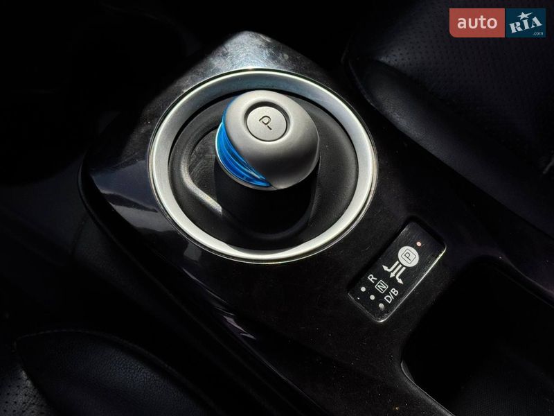 Хетчбек Nissan Leaf 2013 в Рівному