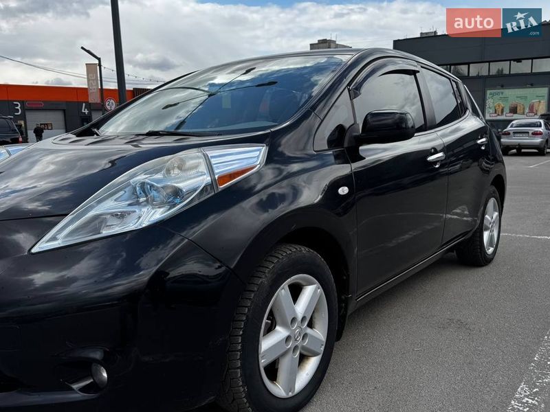 Хетчбек Nissan Leaf 2012 в Харкові