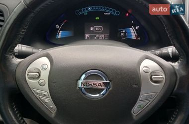 Хетчбек Nissan Leaf 2013 в Дніпрі