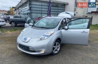 Хетчбек Nissan Leaf 2013 в Луцьку