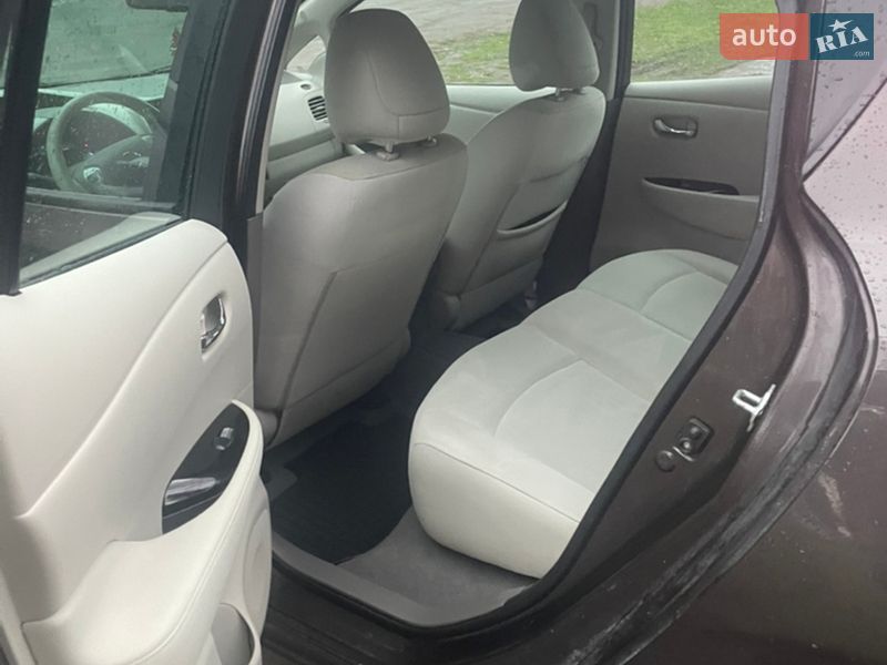 Хетчбек Nissan Leaf 2016 в Костопілі фото 9 Хетчбек Nissan Leaf 2016 в Костопілі