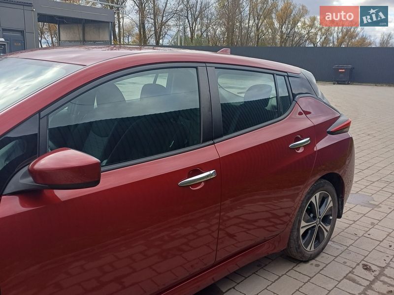 Хетчбек Nissan Leaf 2019 в Козові фото 3 Хетчбек Nissan Leaf 2019 в Козові