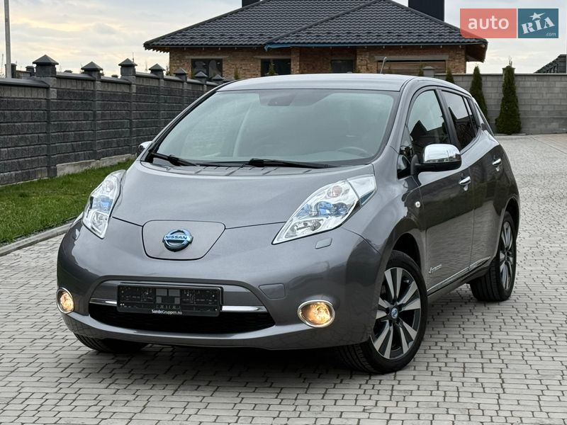 Nissan Leaf 2014