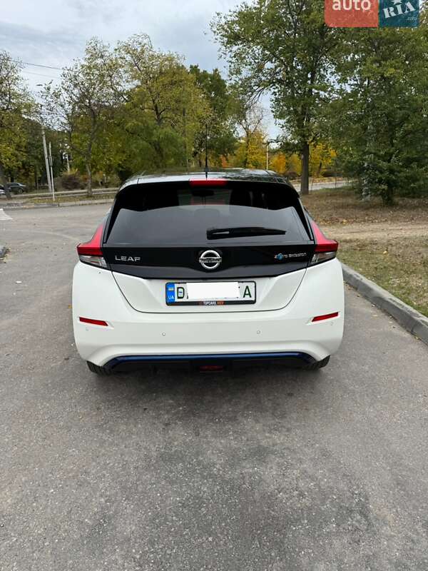 Хетчбек Nissan Leaf 2018 в Кропивницькому фото 7 Хетчбек Nissan Leaf 2018 в Кропивницькому