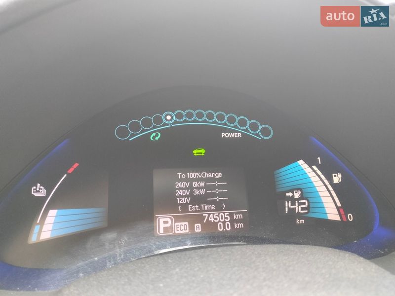 Хэтчбек Nissan Leaf 2016 в Киеве