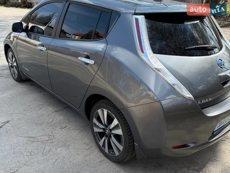 Nissan Leaf 2016