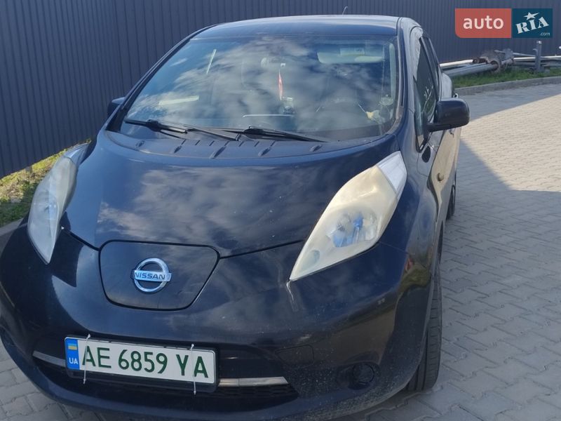 Хэтчбек Nissan Leaf 2013 в Днепре фото 5 Хэтчбек Nissan Leaf 2013 в Днепре
