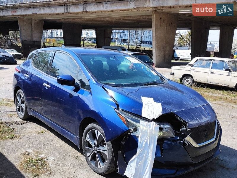 Хэтчбек Nissan Leaf 2020 в Киеве фото Хэтчбек Nissan Leaf 2020 в Киеве