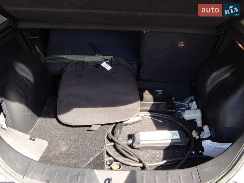 Хэтчбек Nissan Leaf 2020 в Киеве фото 8 Хэтчбек Nissan Leaf 2020 в Киеве