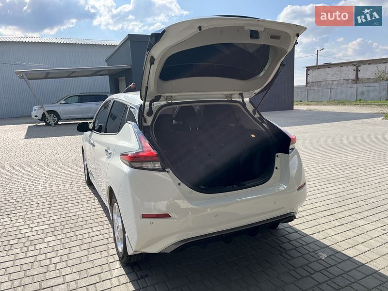 Хетчбек Nissan Leaf 2023 в Білій Церкві