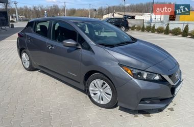 Хетчбек Nissan Leaf 2018 в Томашполі