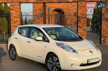 Хэтчбек Nissan Leaf 2014 в Николаеве