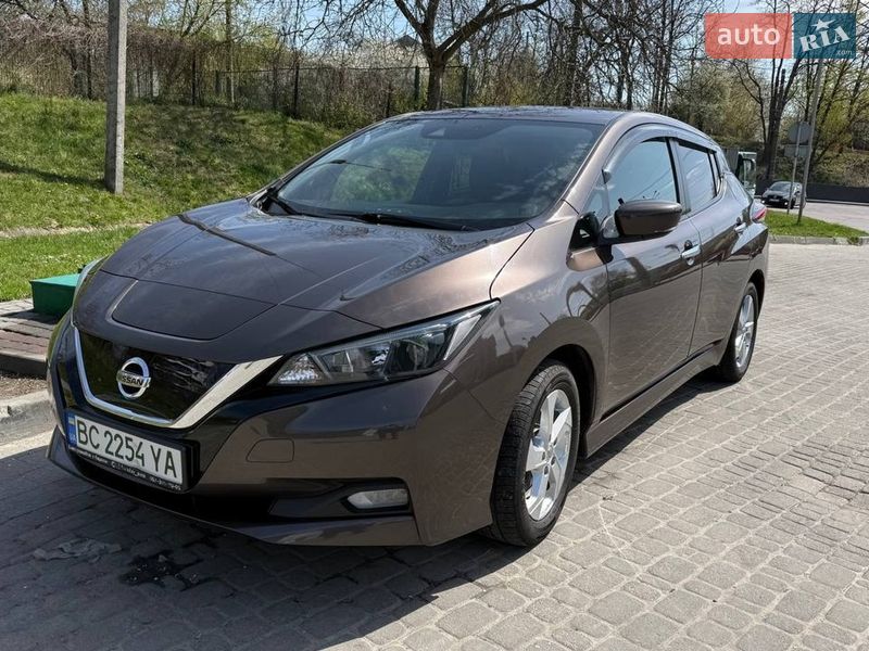 Хэтчбек Nissan Leaf 2020 в Львове фото 6 Хэтчбек Nissan Leaf 2020 в Львове