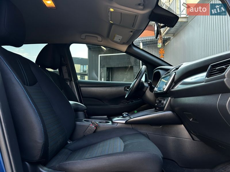 Хэтчбек Nissan Leaf 2022 в Николаеве