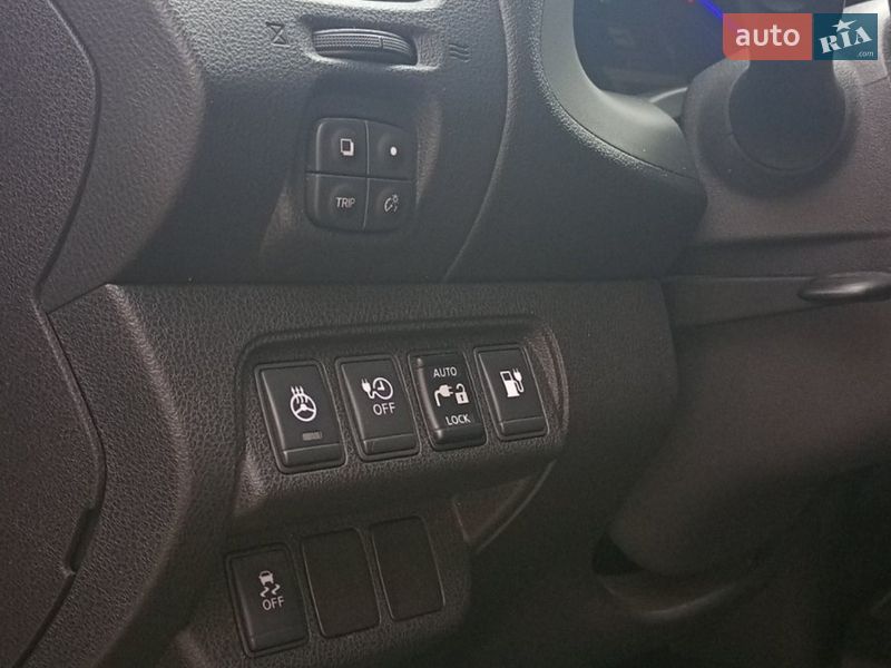 Хэтчбек Nissan Leaf 2015 в Тернополе