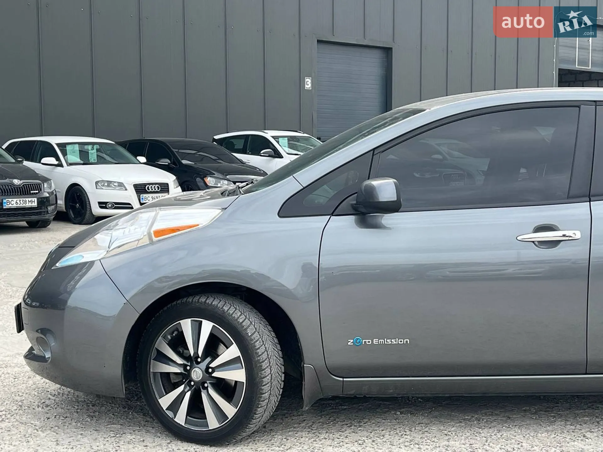 2015 Nissan Leaf - мініатюра 2