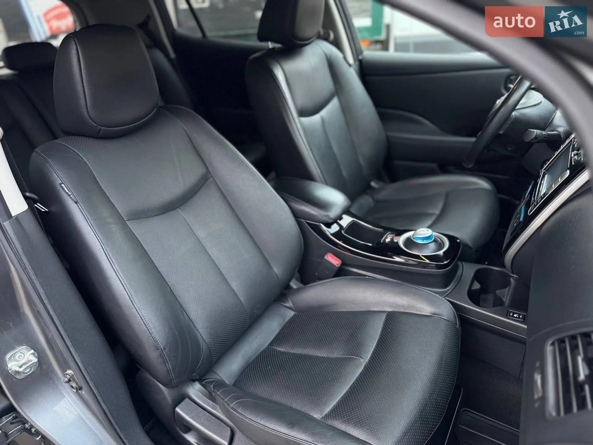 2016 Nissan Leaf - мініатюра 14