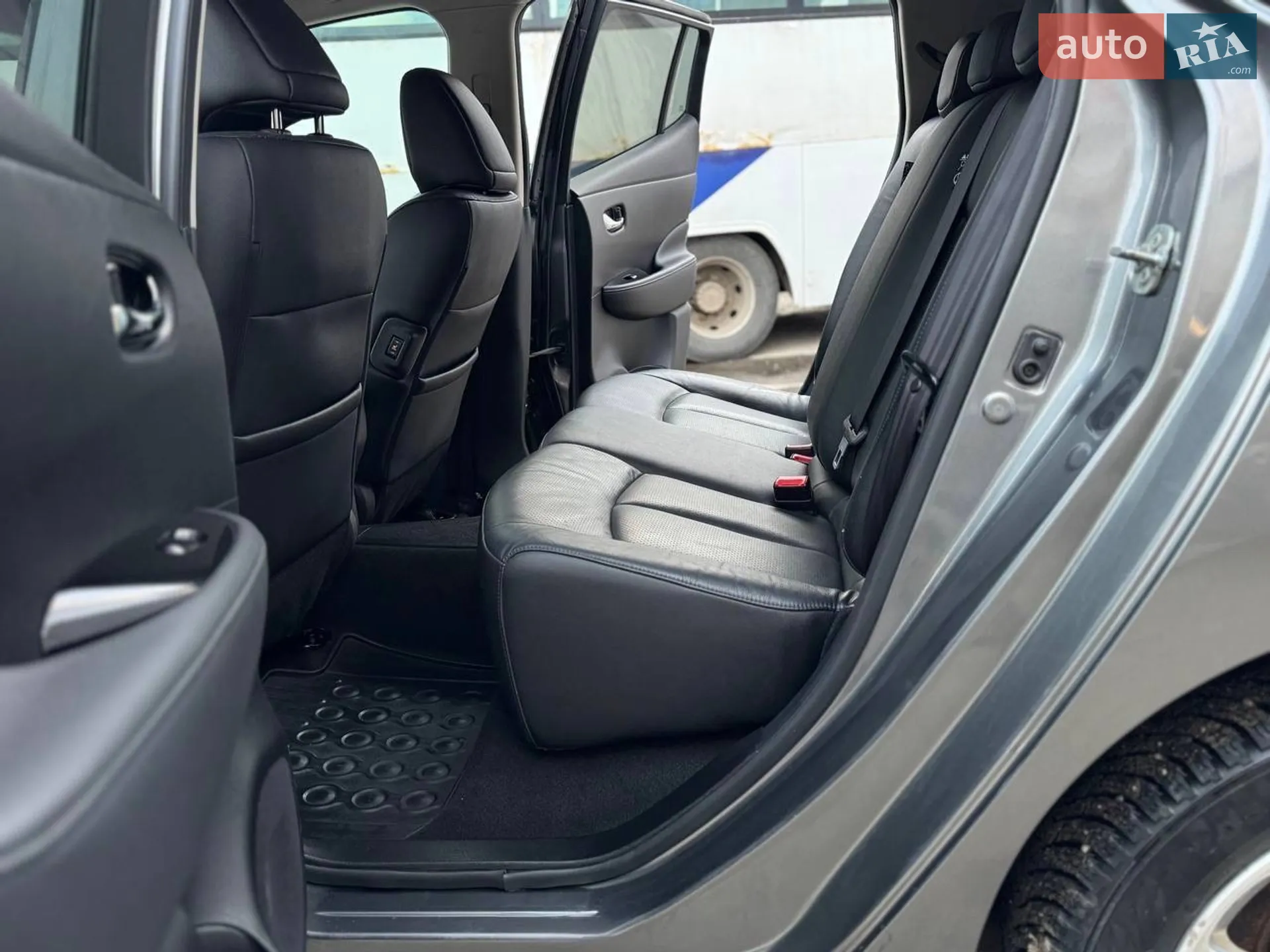 2016 Nissan Leaf - мініатюра 24