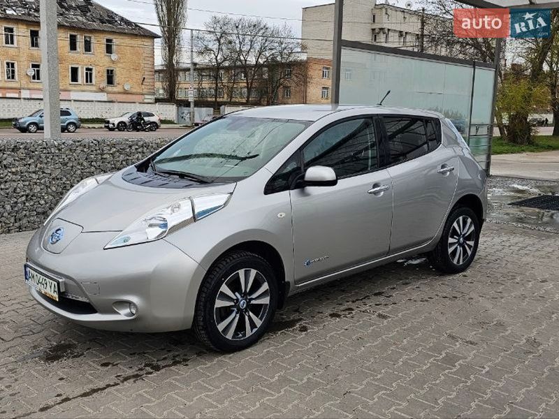 Nissan Leaf 2014