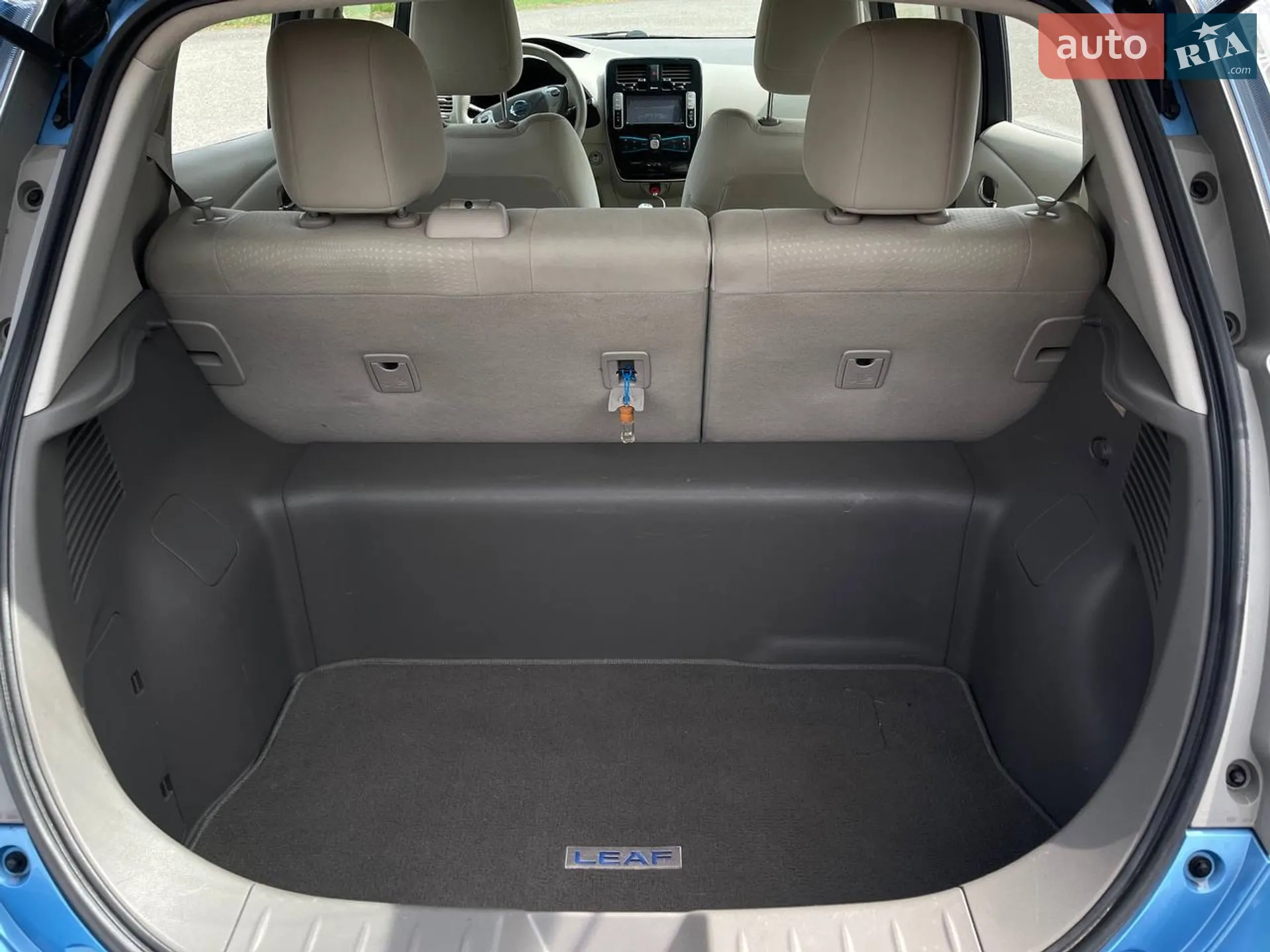 2011 Nissan Leaf - мініатюра 10