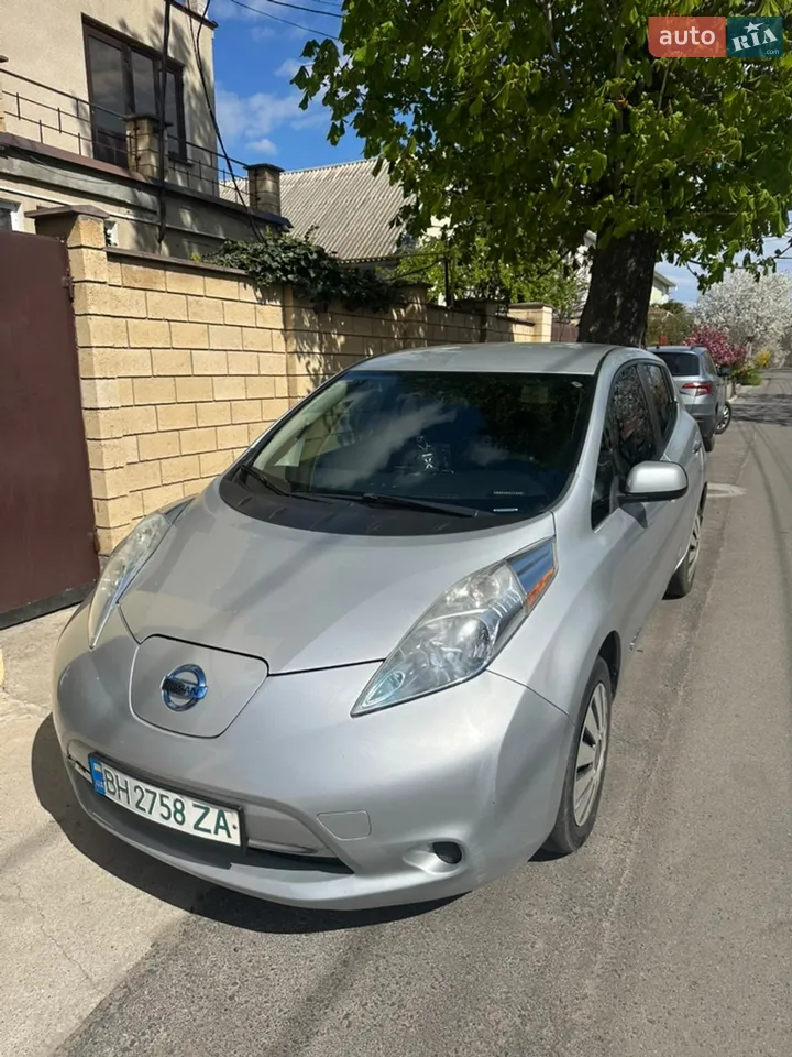 2015 Nissan Leaf - мініатюра 17