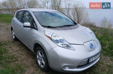 Хэтчбек Nissan Leaf 2012 в Черкассах