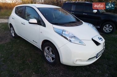 Хетчбек Nissan Leaf 2014 в Южноукраїнську