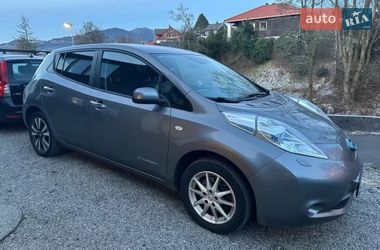 Хэтчбек Nissan Leaf 2015 в Умани