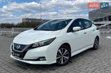 Хэтчбек Nissan Leaf 2018 в Львове