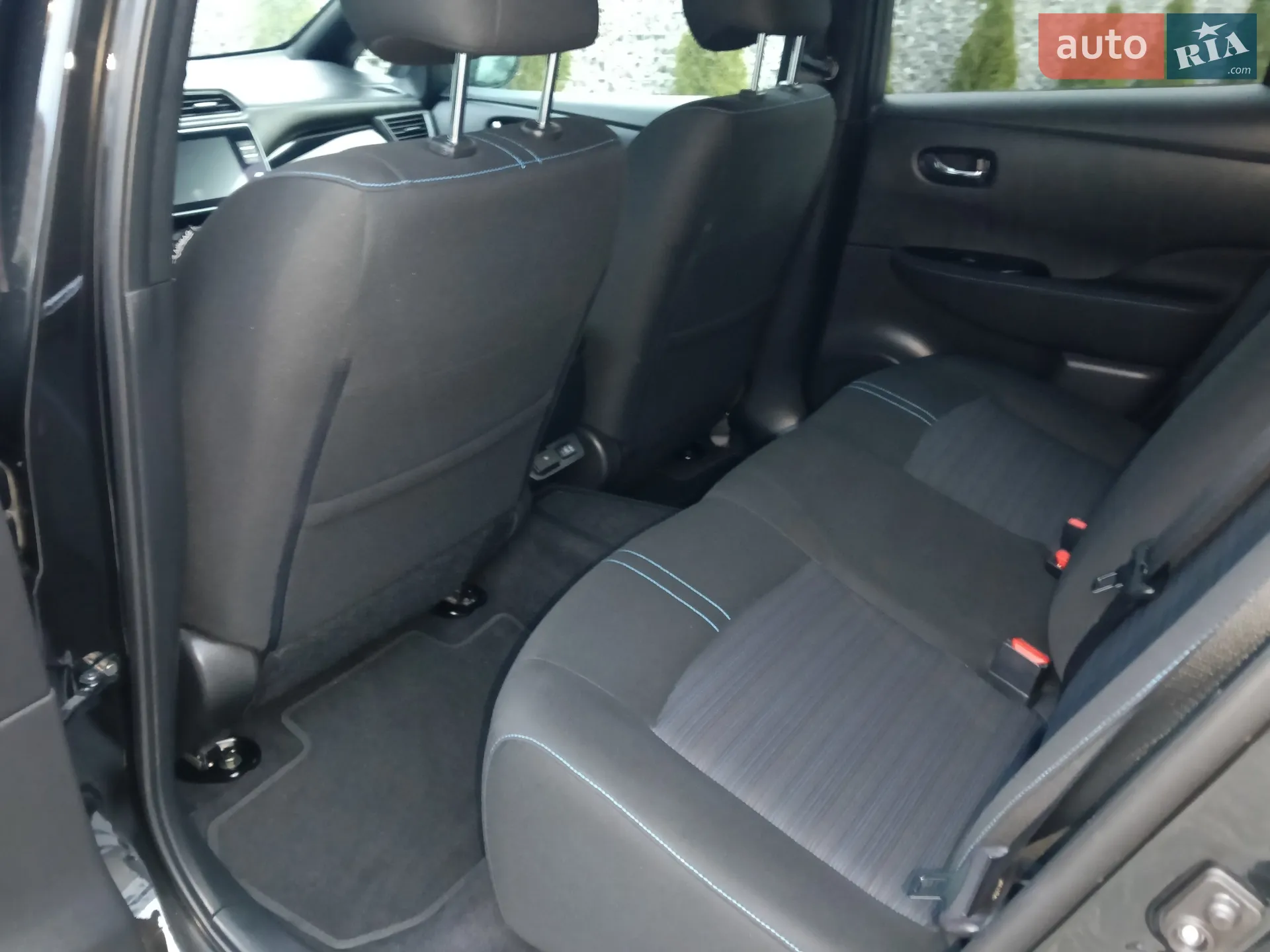 2022 Nissan Leaf - мініатюра 15