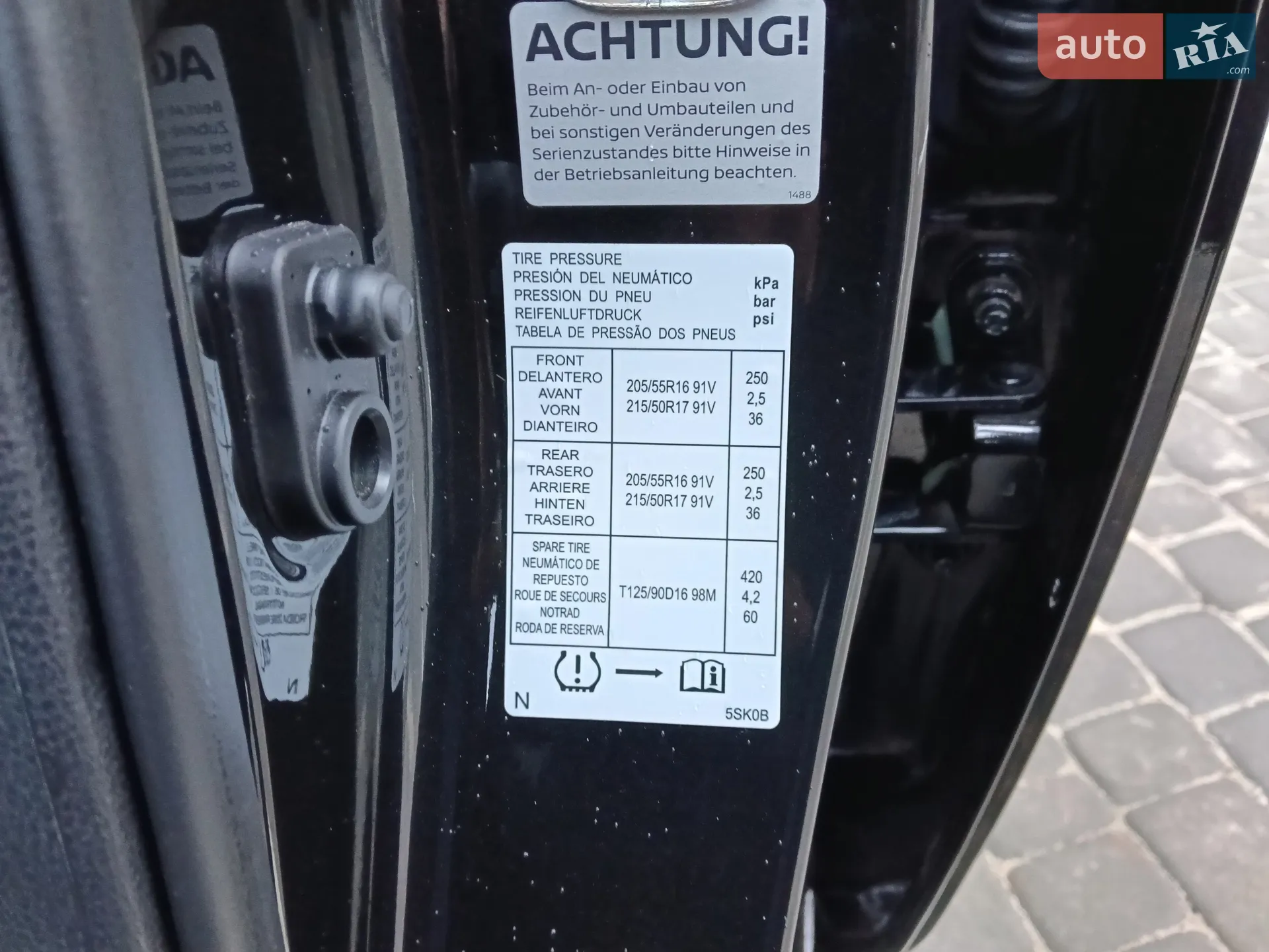 2022 Nissan Leaf - мініатюра 28