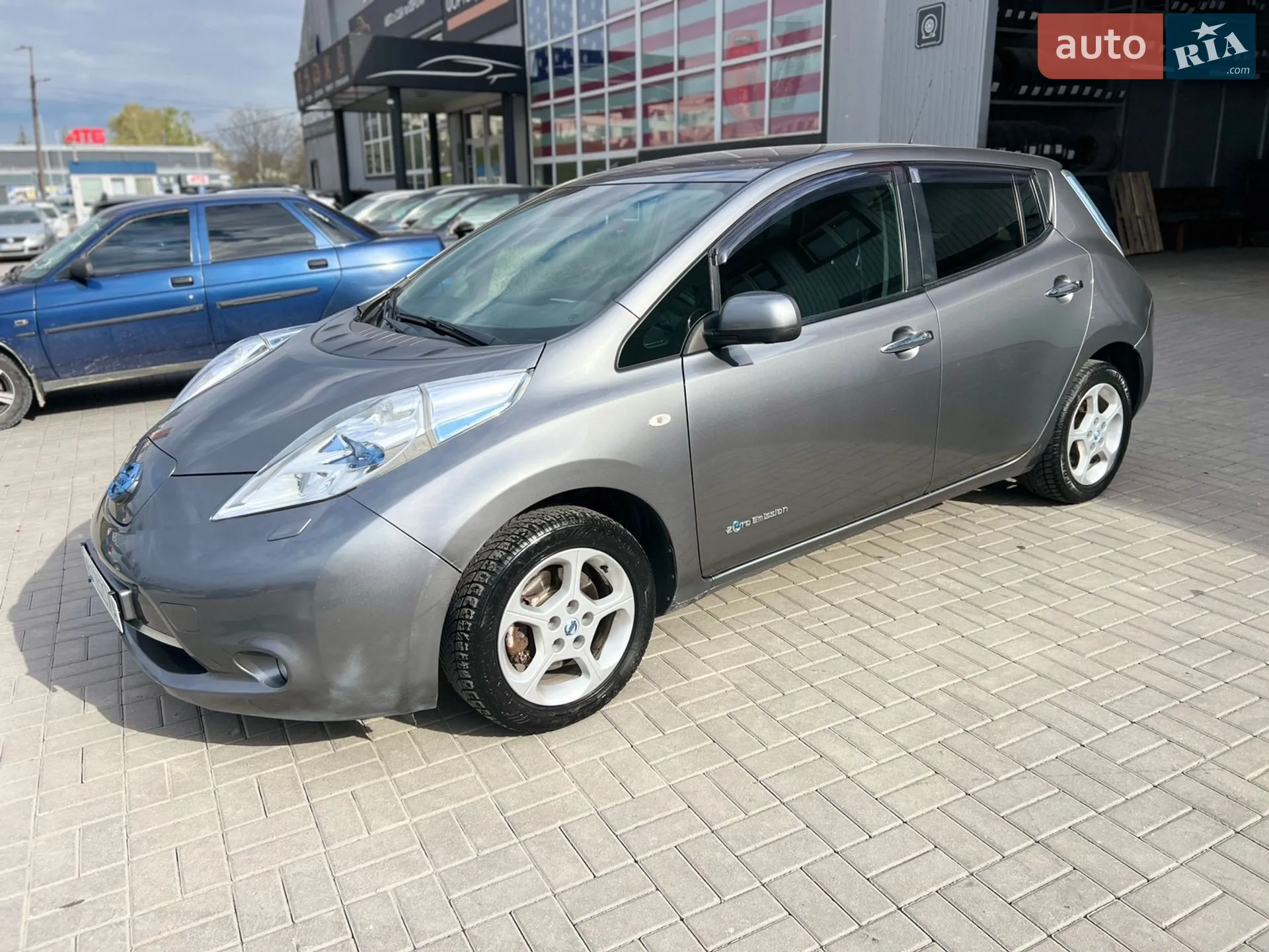 2015 Nissan Leaf - мініатюра 12