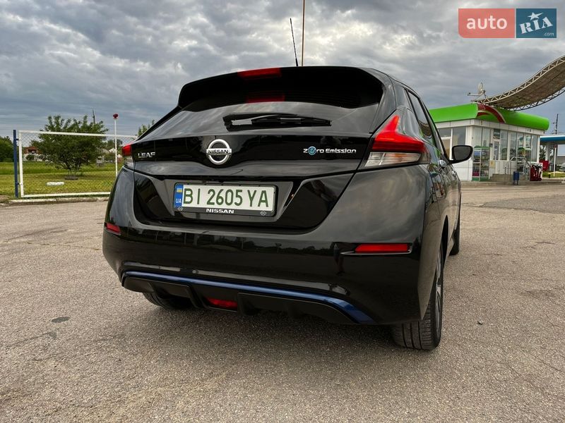 Хетчбек Nissan Leaf 2018 в Кобеляках