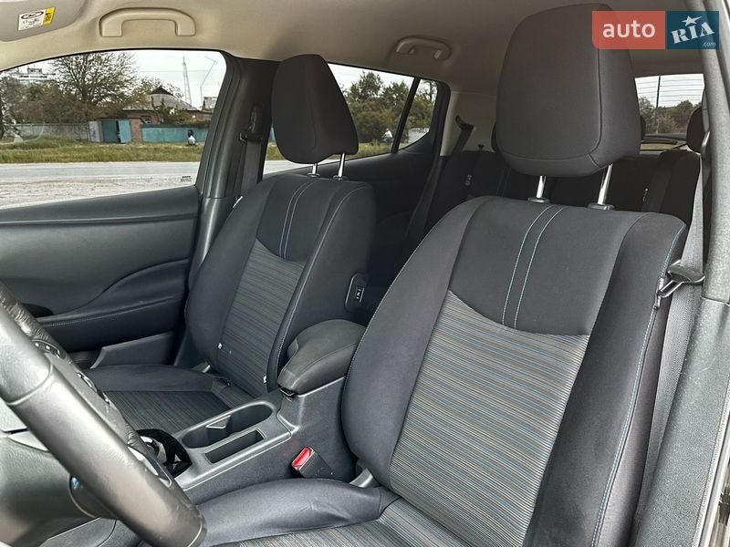 Хетчбек Nissan Leaf 2018 в Кобеляках